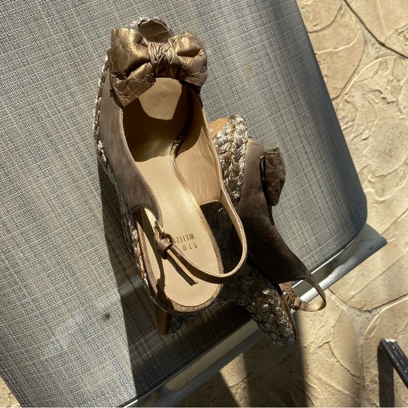 Stuart Weizman gold heels - Picture 2 of 5